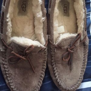 Ugg moccasins and ugg cleaning kit
